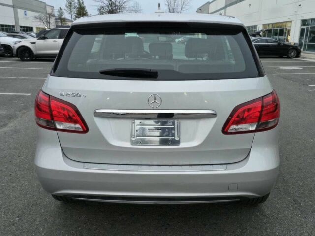 Серый Мерседес Б-класс, объемом двигателя 0 л и пробегом 58 тыс. км за 2700 $, фото 4 на Automoto.ua