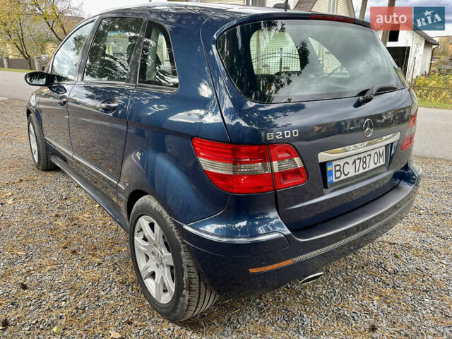 Синій Мерседес Б-клас, об'ємом двигуна 2 л та пробігом 235 тис. км за 7099 $, фото 6 на Automoto.ua