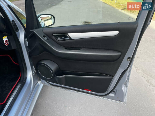 Синий Мерседес Б-класс, объемом двигателя 2.04 л и пробегом 181 тыс. км за 6000 $, фото 22 на Automoto.ua