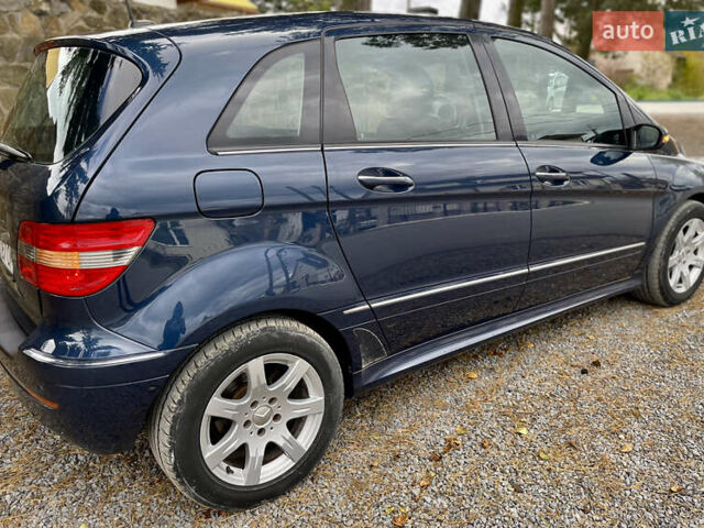 Синій Мерседес Б-клас, об'ємом двигуна 2 л та пробігом 235 тис. км за 7099 $, фото 12 на Automoto.ua