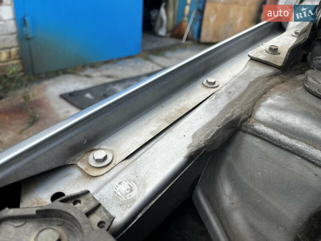 Синий Мерседес Б-класс, объемом двигателя 2.04 л и пробегом 181 тыс. км за 6000 $, фото 25 на Automoto.ua