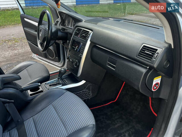 Синий Мерседес Б-класс, объемом двигателя 2.04 л и пробегом 181 тыс. км за 6000 $, фото 19 на Automoto.ua