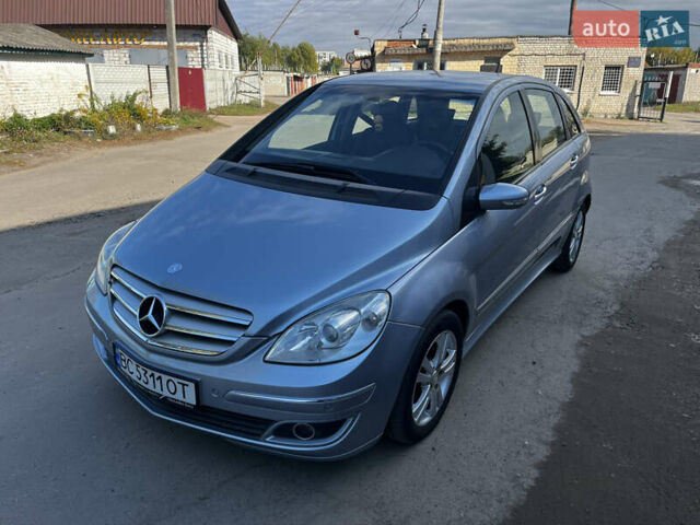 Синий Мерседес Б-класс, объемом двигателя 2.04 л и пробегом 181 тыс. км за 6000 $, фото 1 на Automoto.ua