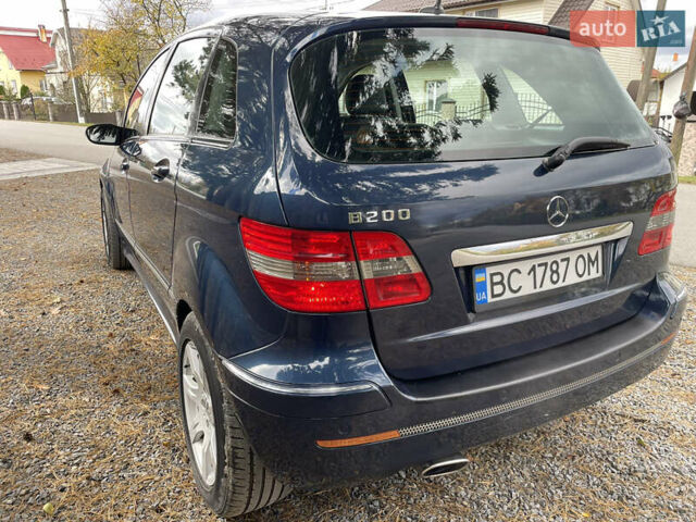 Синій Мерседес Б-клас, об'ємом двигуна 2 л та пробігом 235 тис. км за 7099 $, фото 14 на Automoto.ua
