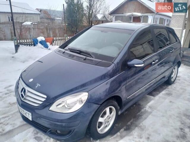 Синий Мерседес Б-класс, объемом двигателя 1.5 л и пробегом 270 тыс. км за 5000 $, фото 5 на Automoto.ua