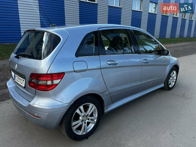 Синий Мерседес Б-класс, объемом двигателя 2.04 л и пробегом 181 тыс. км за 6000 $, фото 9 на Automoto.ua