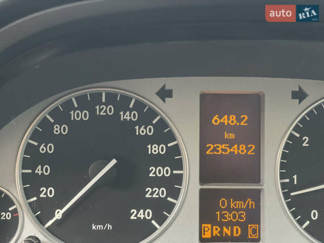 Синій Мерседес Б-клас, об'ємом двигуна 2 л та пробігом 235 тис. км за 6800 $, фото 20 на Automoto.ua