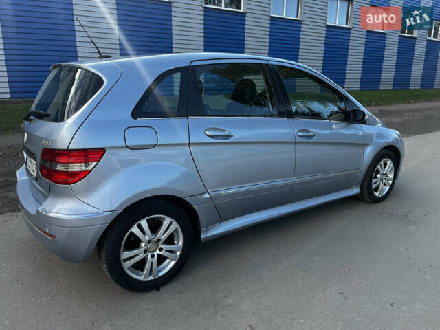 Синий Мерседес Б-класс, объемом двигателя 2.04 л и пробегом 181 тыс. км за 6000 $, фото 10 на Automoto.ua