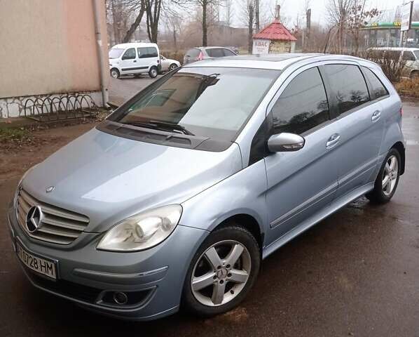 Синий Мерседес Б-класс, объемом двигателя 2 л и пробегом 275 тыс. км за 5400 $, фото 20 на Automoto.ua