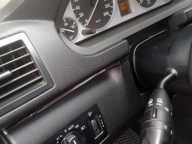 Синий Мерседес Б-класс, объемом двигателя 2 л и пробегом 275 тыс. км за 5400 $, фото 15 на Automoto.ua