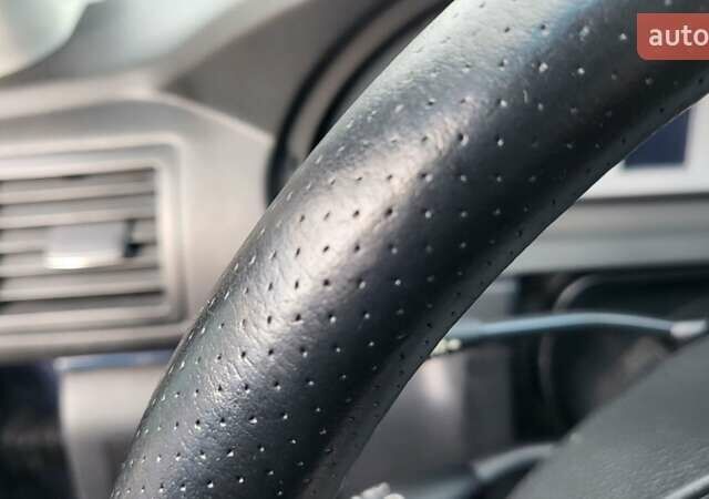 Мерседес Б-клас 2006 у Вінниці на Automoto.ua Синій Мерседес Б-клас, об'ємом двигуна 2.03 л та пробігом 178 тис. км за 7500 $, фото 21 на Automoto.ua