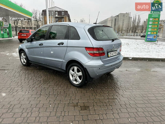 Синий Мерседес Б-класс, объемом двигателя 1.7 л и пробегом 210 тыс. км за 5950 $, фото 12 на Automoto.ua