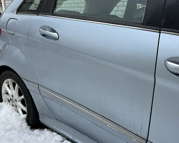 Синий Мерседес Б-класс, объемом двигателя 1.99 л и пробегом 353 тыс. км за 5106 $, фото 7 на Automoto.ua