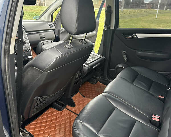 Синий Мерседес Б-класс, объемом двигателя 1.7 л и пробегом 220 тыс. км за 5800 $, фото 17 на Automoto.ua