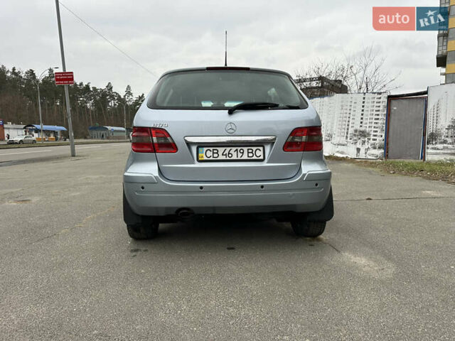 Синий Мерседес Б-класс, объемом двигателя 1.7 л и пробегом 210 тыс. км за 5950 $, фото 66 на Automoto.ua