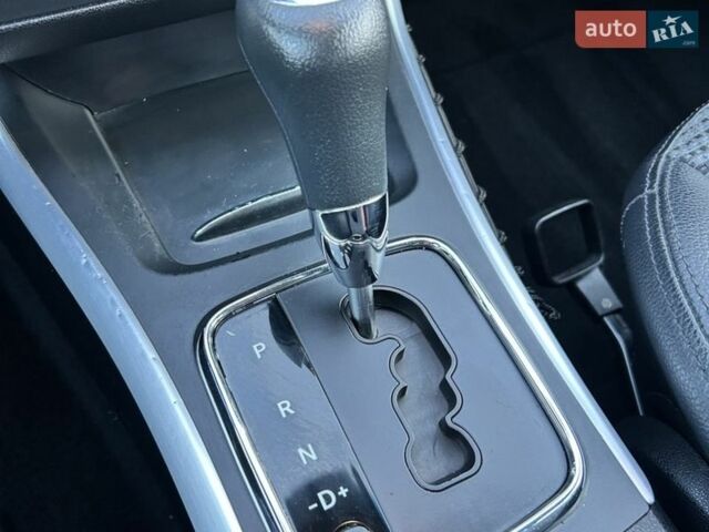 Синій Мерседес Б-клас, об'ємом двигуна 2 л та пробігом 256 тис. км за 7999 $, фото 18 на Automoto.ua