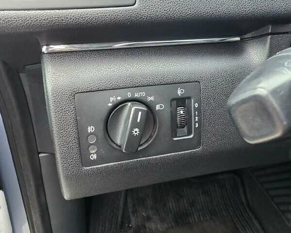 Синій Мерседес Б-клас, об'ємом двигуна 1.5 л та пробігом 214 тис. км за 5400 $, фото 9 на Automoto.ua