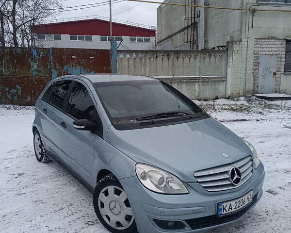 Синий Мерседес Б-класс, объемом двигателя 1.99 л и пробегом 289 тыс. км за 6550 $, фото 6 на Automoto.ua