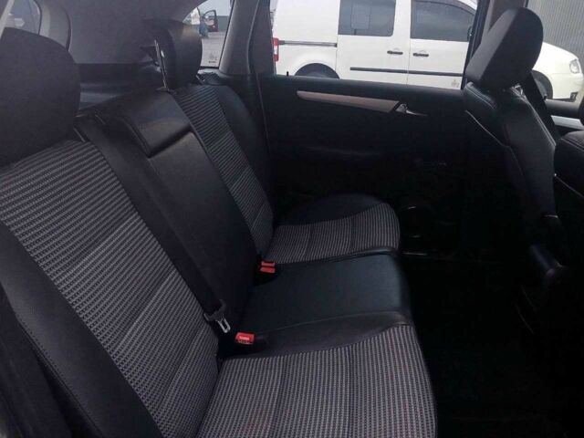 Синій Мерседес Б-клас, об'ємом двигуна 0 л та пробігом 214 тис. км за 5411 $, фото 4 на Automoto.ua