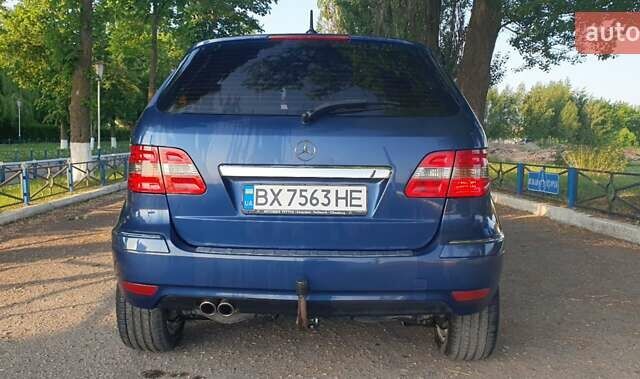 Синій Мерседес Б-клас, об'ємом двигуна 2 л та пробігом 218 тис. км за 6500 $, фото 1 на Automoto.ua