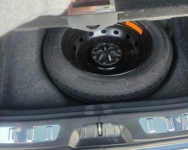 Синий Мерседес Б-класс, объемом двигателя 1.7 л и пробегом 141 тыс. км за 6999 $, фото 9 на Automoto.ua