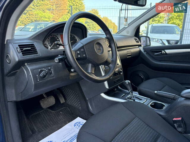 Синій Мерседес Б-клас, об'ємом двигуна 2.03 л та пробігом 240 тис. км за 8500 $, фото 7 на Automoto.ua