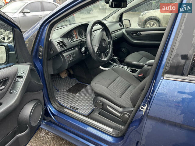 Синій Мерседес Б-клас, об'ємом двигуна 1.99 л та пробігом 285 тис. км за 6500 $, фото 24 на Automoto.ua