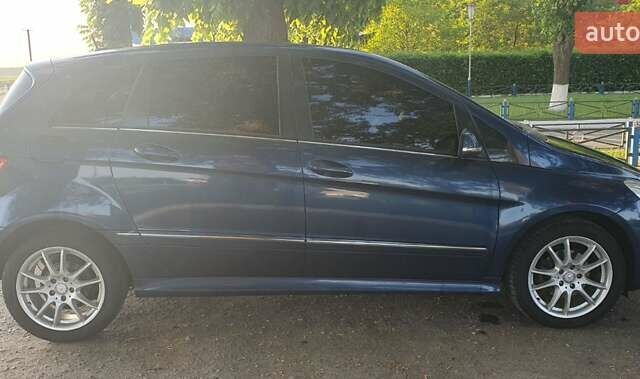 Синій Мерседес Б-клас, об'ємом двигуна 2 л та пробігом 218 тис. км за 6500 $, фото 5 на Automoto.ua