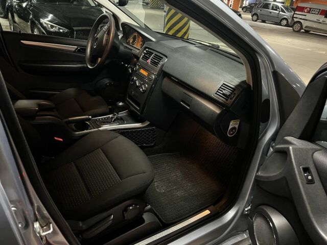 Синій Мерседес Б-клас, об'ємом двигуна 1.7 л та пробігом 218 тис. км за 6800 $, фото 8 на Automoto.ua