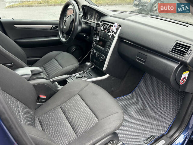 Синій Мерседес Б-клас, об'ємом двигуна 1.99 л та пробігом 285 тис. км за 6500 $, фото 13 на Automoto.ua