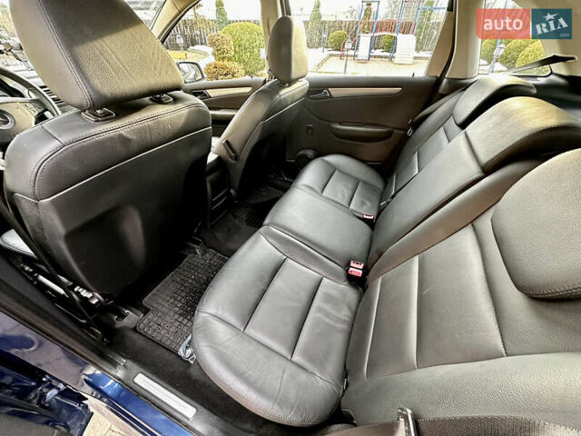 Синий Мерседес Б-класс, объемом двигателя 2 л и пробегом 230 тыс. км за 7500 $, фото 25 на Automoto.ua