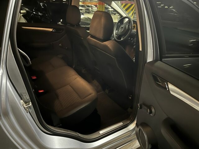 Синій Мерседес Б-клас, об'ємом двигуна 1.7 л та пробігом 218 тис. км за 6800 $, фото 10 на Automoto.ua