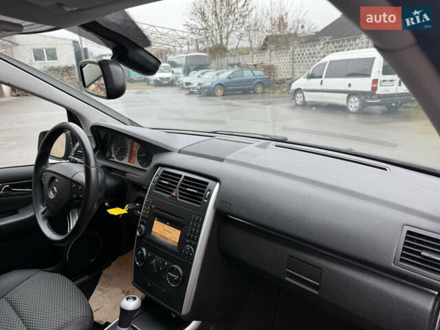 Синий Мерседес Б-класс, объемом двигателя 1.7 л и пробегом 240 тыс. км за 6750 $, фото 14 на Automoto.ua