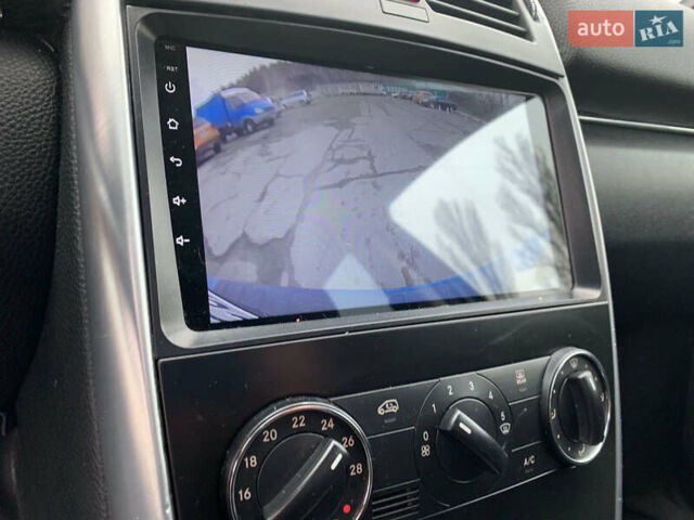 Синий Мерседес Б-класс, объемом двигателя 1.7 л и пробегом 78 тыс. км за 8500 $, фото 15 на Automoto.ua