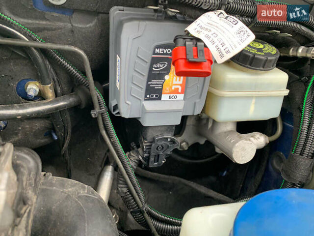 Синий Мерседес Б-класс, объемом двигателя 1.7 л и пробегом 78 тыс. км за 8500 $, фото 18 на Automoto.ua