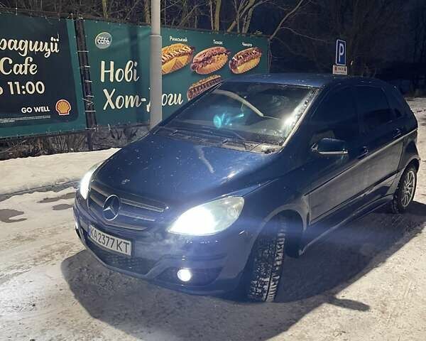 Синий Мерседес Б-класс, объемом двигателя 1.99 л и пробегом 320 тыс. км за 6599 $, фото 1 на Automoto.ua