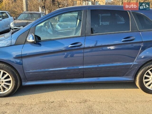 Синий Мерседес Б-класс, объемом двигателя 1.7 л и пробегом 78 тыс. км за 7900 $, фото 3 на Automoto.ua