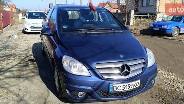 Синий Мерседес Б-класс, объемом двигателя 1.7 л и пробегом 226 тыс. км за 6200 $, фото 1 на Automoto.ua