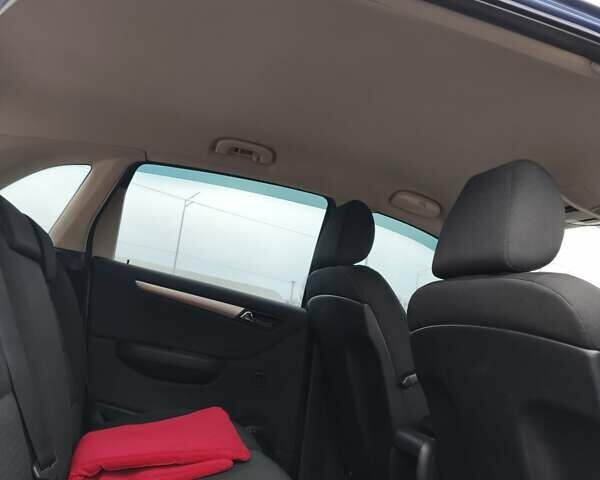 Синий Мерседес Б-класс, объемом двигателя 2 л и пробегом 328 тыс. км за 7800 $, фото 24 на Automoto.ua