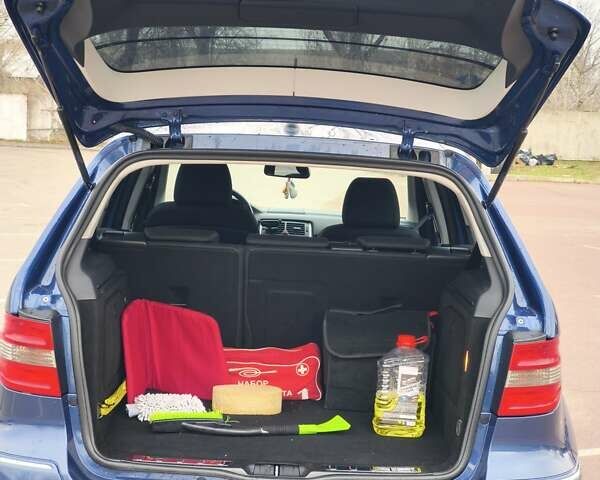 Синий Мерседес Б-класс, объемом двигателя 2 л и пробегом 328 тыс. км за 7800 $, фото 12 на Automoto.ua