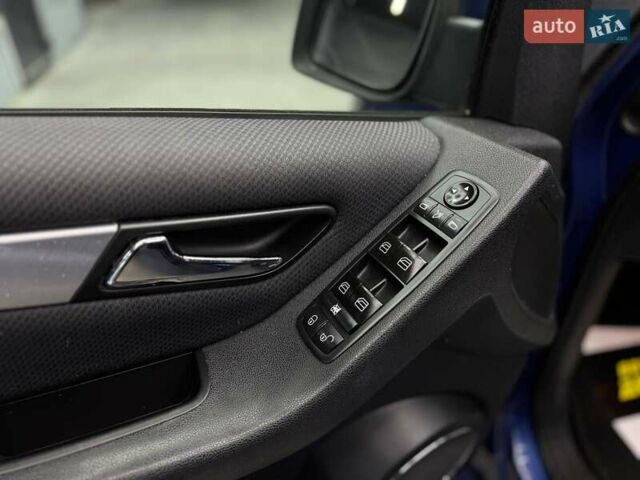 Синій Мерседес Б-клас, об'ємом двигуна 1.7 л та пробігом 206 тис. км за 8300 $, фото 6 на Automoto.ua