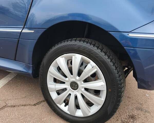 Синий Мерседес Б-класс, объемом двигателя 2 л и пробегом 328 тыс. км за 7800 $, фото 9 на Automoto.ua