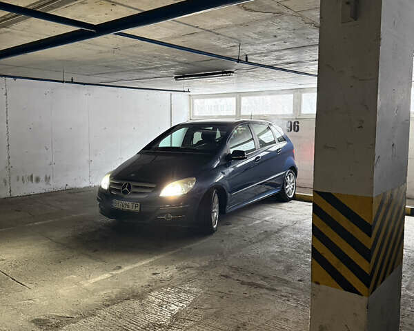 Синий Мерседес Б-класс, объемом двигателя 1.7 л и пробегом 92 тыс. км за 8600 $, фото 34 на Automoto.ua