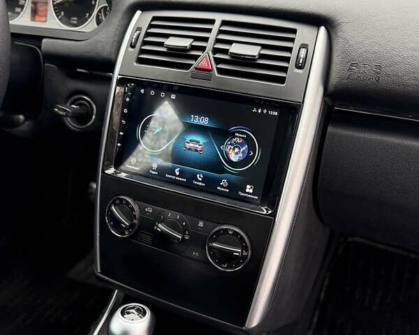 Синий Мерседес Б-класс, объемом двигателя 1.7 л и пробегом 92 тыс. км за 8600 $, фото 41 на Automoto.ua