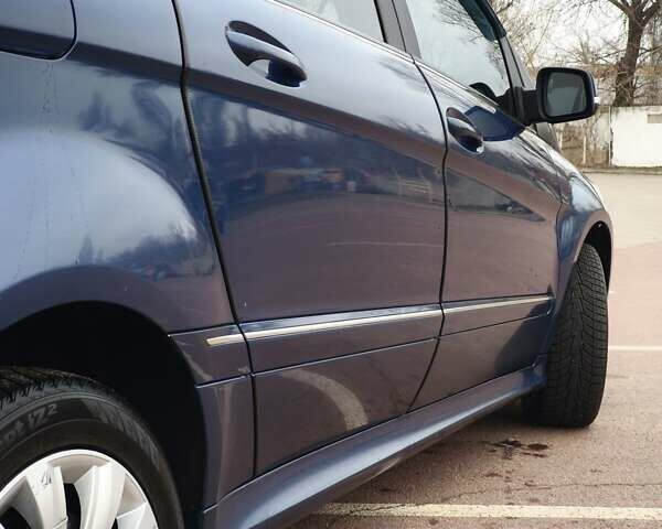 Синий Мерседес Б-класс, объемом двигателя 2 л и пробегом 328 тыс. км за 7800 $, фото 19 на Automoto.ua