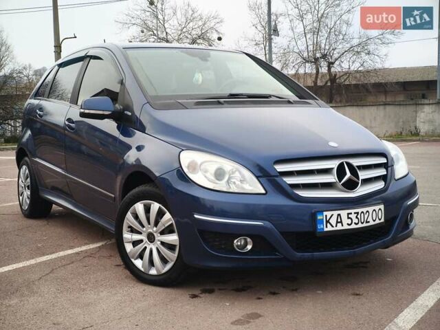 Синий Мерседес Б-класс, объемом двигателя 2 л и пробегом 328 тыс. км за 7800 $, фото 21 на Automoto.ua