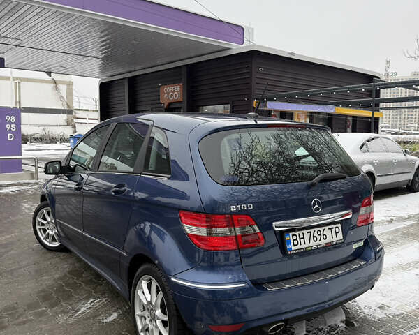 Синий Мерседес Б-класс, объемом двигателя 1.7 л и пробегом 92 тыс. км за 8600 $, фото 20 на Automoto.ua