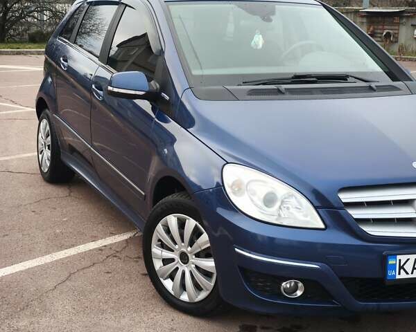 Синий Мерседес Б-класс, объемом двигателя 2 л и пробегом 328 тыс. км за 7800 $, фото 20 на Automoto.ua