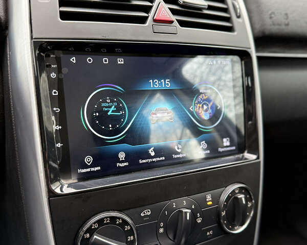 Синий Мерседес Б-класс, объемом двигателя 1.7 л и пробегом 92 тыс. км за 8600 $, фото 79 на Automoto.ua