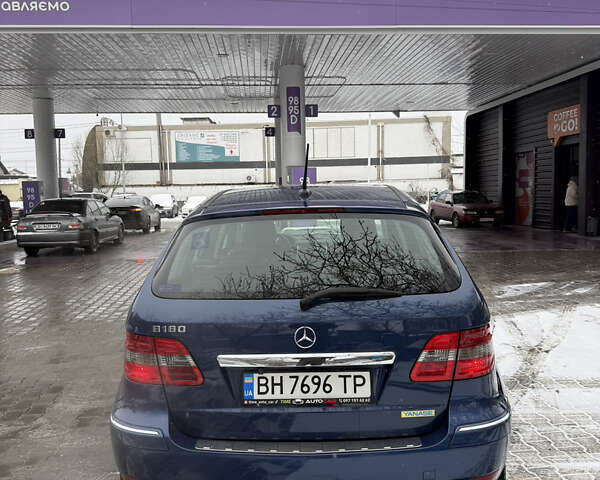 Синий Мерседес Б-класс, объемом двигателя 1.7 л и пробегом 92 тыс. км за 8600 $, фото 17 на Automoto.ua